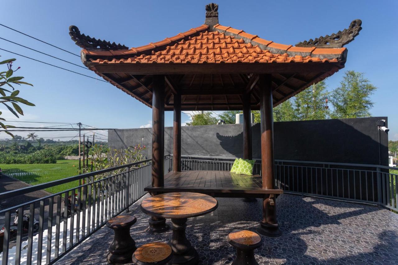 Cempaka Mas Guest House Canggu Exterior photo